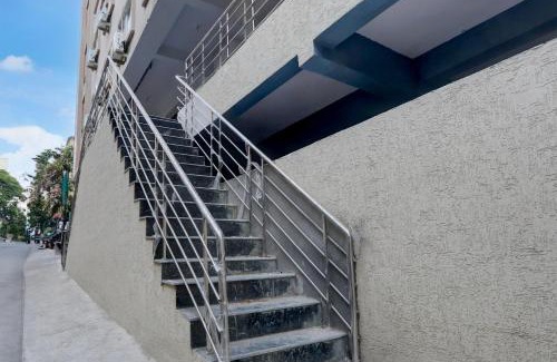 Kukatpalli Hotel | Super Townhouse Kukatpally Formerly SV Royal