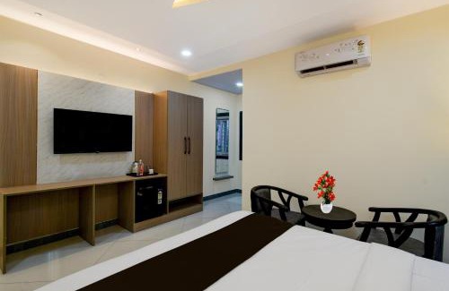 Hyderabad Hotel | Super Townhouse Oak Premier RaidurgBio Diversity Park