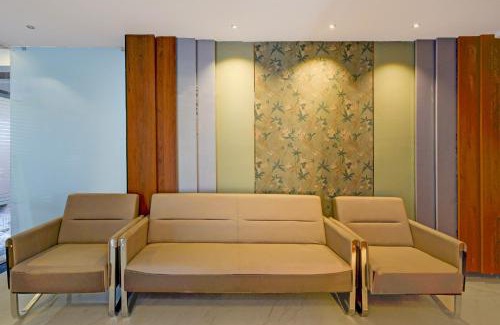 Hyderabad Hotel | Super Townhouse Oak Premier RaidurgBio Diversity Park
