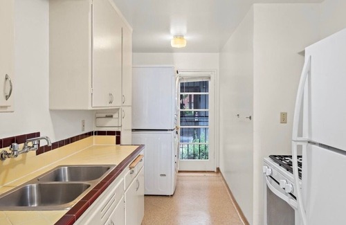 Piedmont Avenue Apartamento | Superb 1-bedroom apartment in Oakland with in-unit washer + dryer
