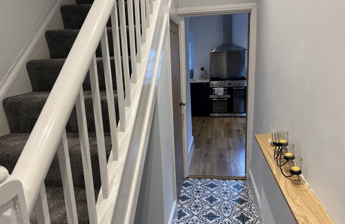 Newcastle-Under-Lyme Casa | Superb 2 bed Apartment Great Location