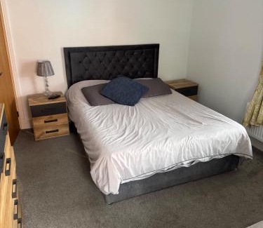 Stoke-on-Trent Apartamento | Superb 2 bed Apartment Great location