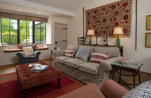 Penmorfa Cabaña | Encantadora casa de campo de 3 habitaciones con amplios jardines en un lugar apartado