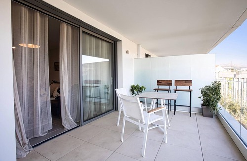 Bonneveine Apartamento | Excelente apartamento de 3 p, a 10 minutos de la playa con piscina y estacionamiento.