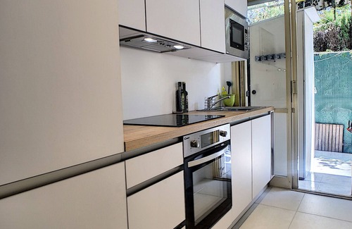 Cannes Apartamento | Superb 3-room RDJ just a stone's throw from the beaches 295L