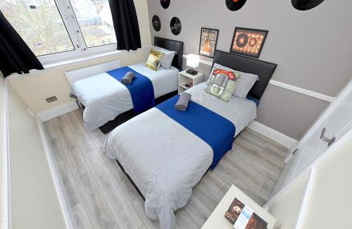 St. Pancras and Somers Town Apartamento | SUPERB 4 BEDROOM FLAT in THE HEART OF CAMDEN TOWN