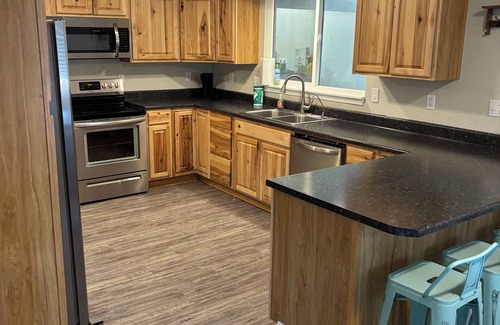 Whitney Casa | Superb 4-bedroom house with AC in Whitney