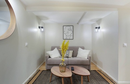 Quartier du Faubourg-Montmartre Apartamento | Superb Apartment 2 Bedrooms Center of Paris
