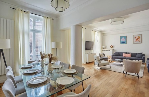 Saint-Vincent-de-Paul Apartamento | Superb Apartment Center of Paris/montmartre
