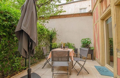 Troyes Condominio | Superb apartment in the centre of Troyes with a private terrace!