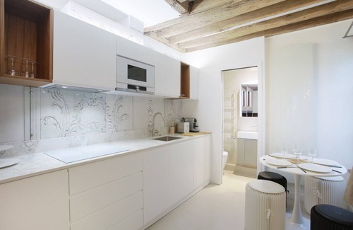 Arsenal Apartamento | Superb Apartment Place des Vosges Le Marais