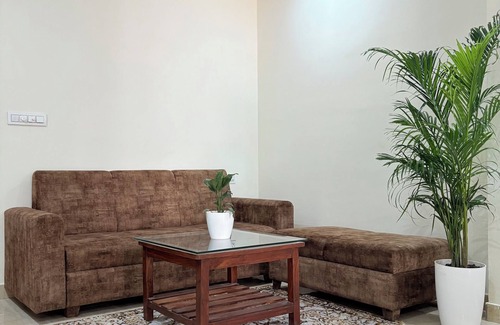 Tapovan Apartamento | Superb apartment with AC in vibrant Rishikesh