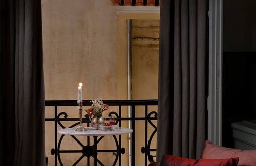 Monastiraki Villa | Superb Athens Apartment | 1 Bedroom | Apartment Elefseria | Furnished Balcony with City View | Athinaidos