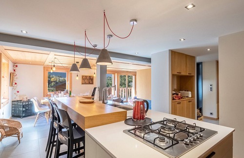 Les Tines Chalet De Esquí | Estupendo chalet con gran jardín, 5 habitaciones, aparcamiento y WiFi