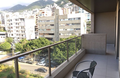 Jounieh Casa | Excelente condición Apartamento en el centro de Jounieh !!!