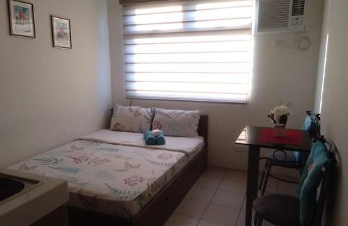 Bangkal Apartamento | Superb Edsa Cheap Hotel @ Graceysplace unit 1