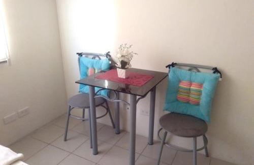 Bangkal Apartamento | Superb Edsa Cheap Hotel @ Graceysplace unit 1