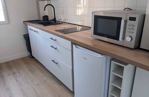 Cherbourg-en-Cotentin Apartamento | Superb F1 apartment refurbished in January 2025.