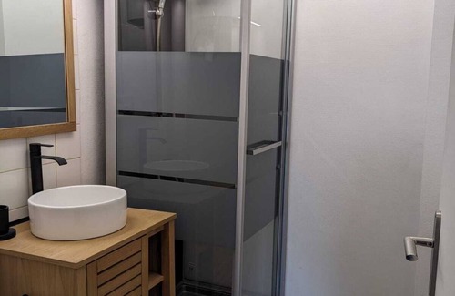 Cherbourg-en-Cotentin Apartamento | Superb F1 apartment refurbished in January 2025.