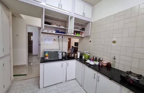 Sadras Apartamento | Superb flat in heart of Chennai shopping district