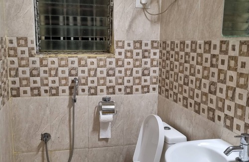 Sadras Apartamento | Superb flat in heart of Chennai shopping district