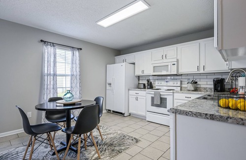 Cartersville Casa | Superb For Traveling Workers Near Cartersville