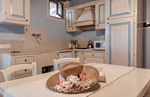 Simignano Apartamento | Magnífica casa de vacaciones con terraza privada, piscina panorámica y wi-fi wi-fi