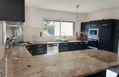 Sainte-Seve Casa | magnífica casa con una ubicación ideal de 220 m2