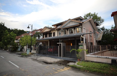 Kota Kinabalu Casa | Excelente ubicación, espaciosa casa
