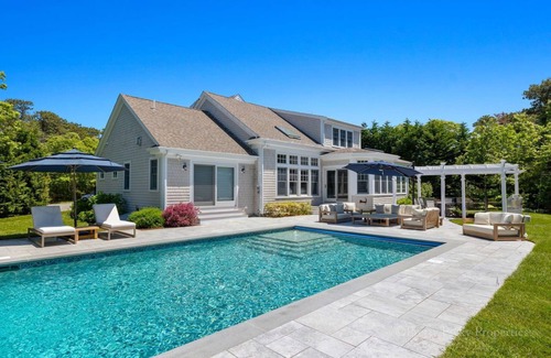 West Chatham Casa | Superb Luxury Home in Chatham with New Heated Salt Water Pool: 023-CJ