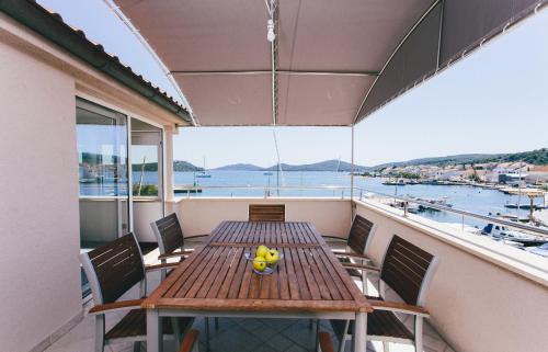 Susica Apartamento | Superb main square residence