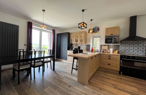 Clecy Casa | "Superb Maison Bourgeoise" 10 travelers