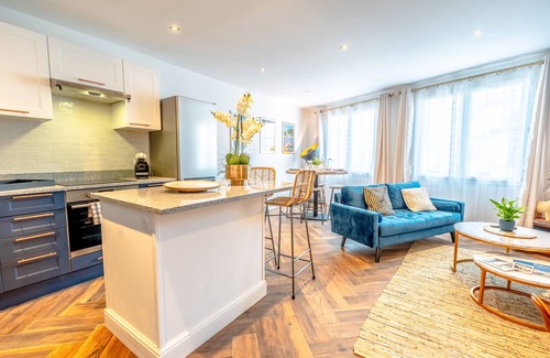 Plan-de-la-Tour Apartamento | Superb new air-conditioned apartment in village center