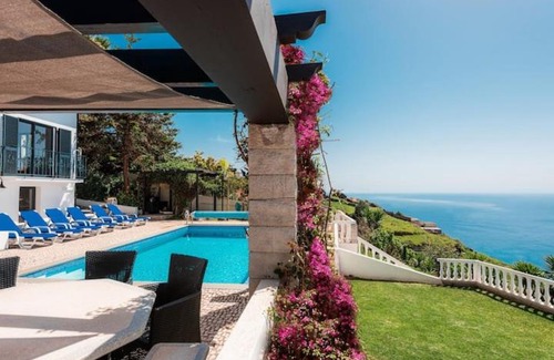 Calheta Cama Y Desayuno | Superb Sea view