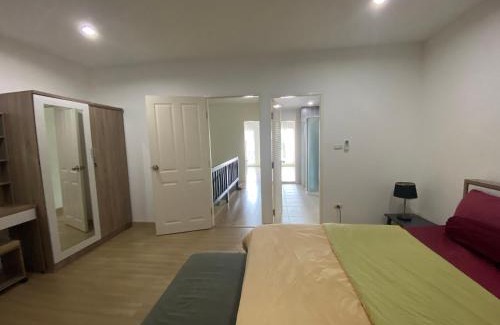 Ratsada Apartamento | Superb studio Apartment