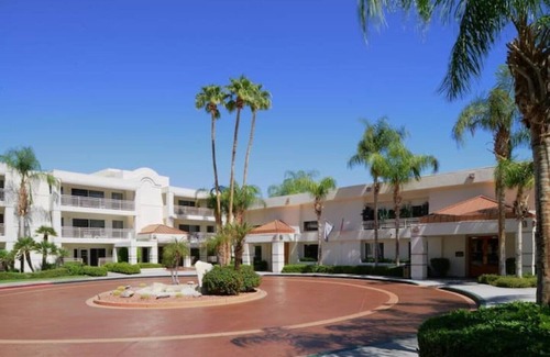 Canyon Corridor Condominio | SUPERB SURROUNDINGS! 2BDR(6) POOL! BAR! KITCHEN!