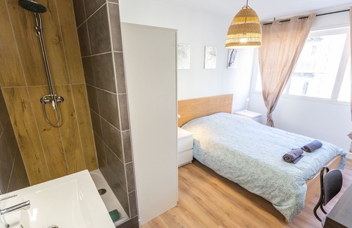 La Villette Apartamento | Superb T4 Terrace Near Station / Joliette