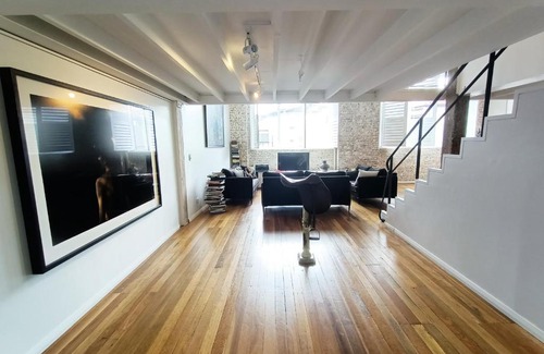 Darlinghurst Apartamento | Superb Warehouse Conversion