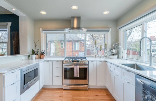 Washington Park West Casa | Superb Washington Park Home!
