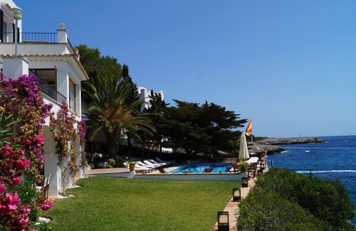 Cala d'Or Villa | Superb Waterfront viejo estilo Villa con piscina privada y acceso directo al mar!