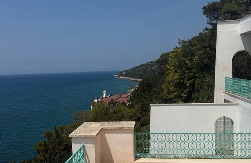 Faro Villa | Superba villa di pregio situata nella parte più bella del sud del Lazio,