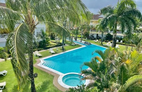 La Iglesia Apartamento | Superbe 2bd apt in gated community 2 steps from everything- Playa Popi