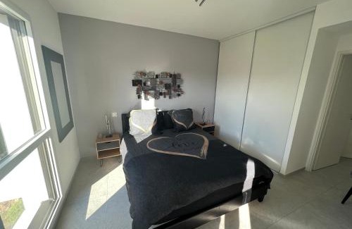 Saint-Mandrier-sur-Mer Apartamento | Superbe Appartement Neuf aucalme