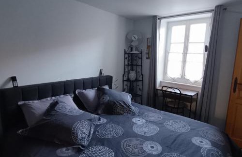 La Charite-sur-Loire Apartamento | Superbe appartement F3 situé au centre ville
