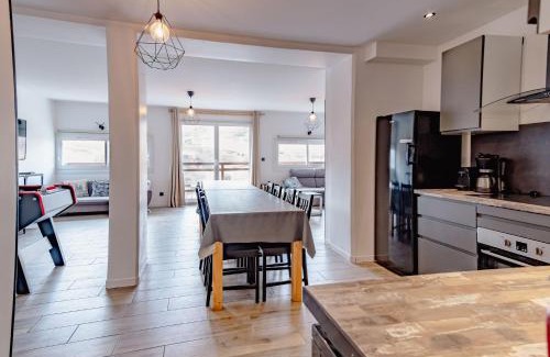 Mont-de-Lans Apartamento | Superbe appart avec sauna, au pied du télésiège, WiFi, babyfoot