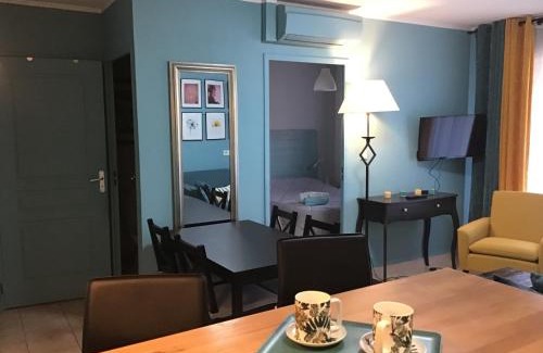 Uzes Apartamento | Superbe appartement à Uzès avec place de parking