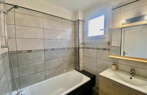 Mazargues Apartamento | Superbe appartement 2 chambres, clim, quartier calme entre la mer et les calanques