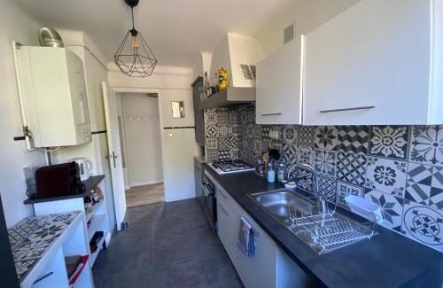 Mazargues Apartamento | Superbe appartement 2 chambres, clim, quartier calme entre la mer et les calanques