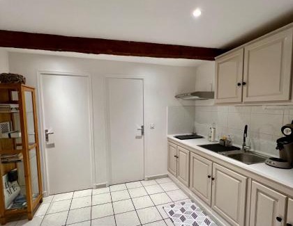 Hyeres City Centre Apartamento | Superbe appartement neuf et cosy en centre ville