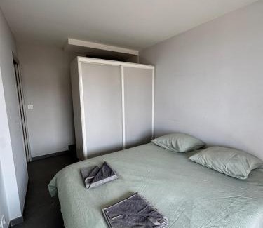 Golfe Juan Apartamento | Superbe appartement vue mer garage privatif ferme